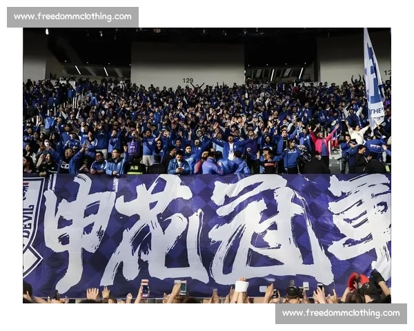 申花队连续三场不胜遭遇困境 球迷呼吁球队调整战术重回正轨